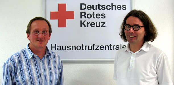 Ansprechpartner in der Hausnotrufzentrale: Dirk Kaldewei (links) und Konrad Segler