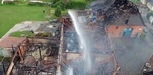 Gebäude durch Brand völlig zerstört. Foto: Feuerwehr-Geseke.de