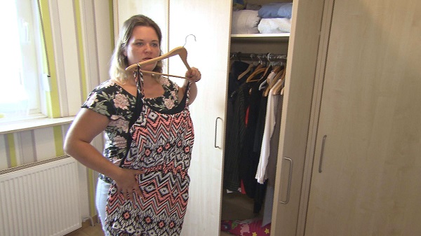 Bei „3 Boxen, dein Style – Mit Daniela Katzenberger“ möchte sich Martina (31), die gerade mit viel Disziplin etliche Kilos verloren hat, einen Jugendtraum erfüllen: Sie möchte mit ihrer neuen Figur endlich mal einen Minirock tragen. Foto: RTL II