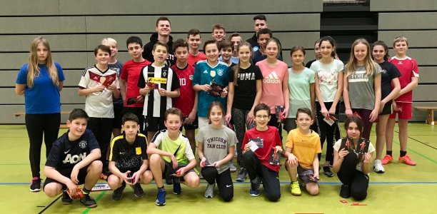 Uni Baskets Spieler zu Gast in Geseke