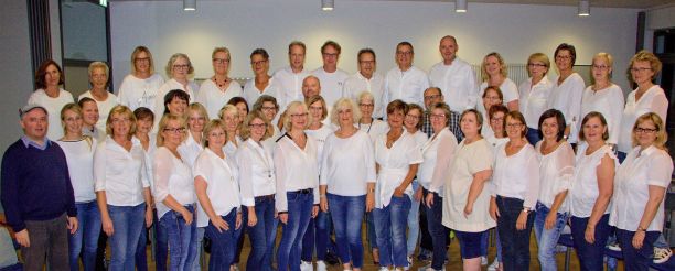 Der Chor TonArt Geseke lädt zum Konzert in die Marienkirche ein.