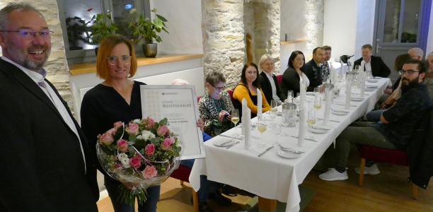 Obermeisterin Tanja Senftleben mit Silbernem Meisterbrief geehrt.
